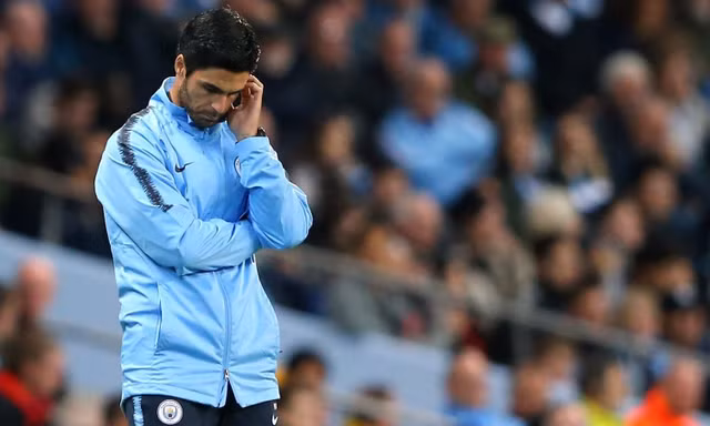 Trợ lý Mikel Arteta thất vọng khi Man City để thua trước Lyon.