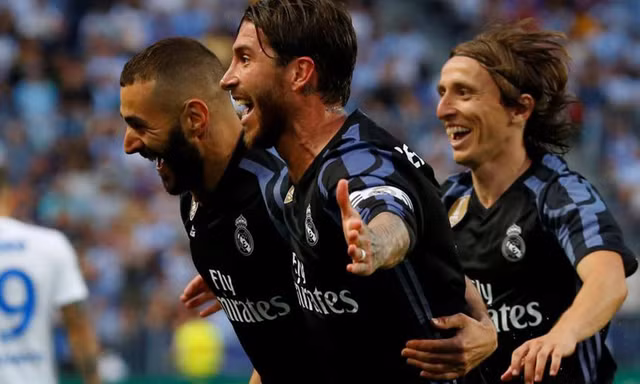 Real Madrid chính thức vô địch La Liga.