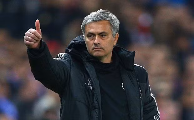 Phí phá vỡ hợp đồng giữa Mourinho và Chelsea lên tới 30 triệu bảng.