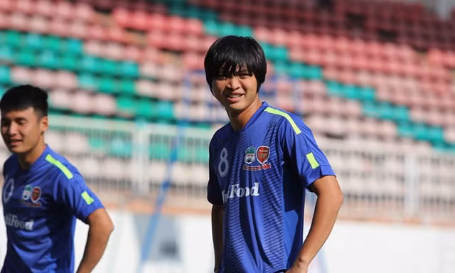 Tuấn Anh đã có mặt ở Yokohama FC.