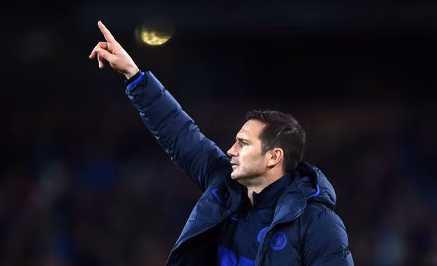 HLV Frank Lampard tỏ ra lạc quan dù Chelsea thua 1-2 trước M.U.