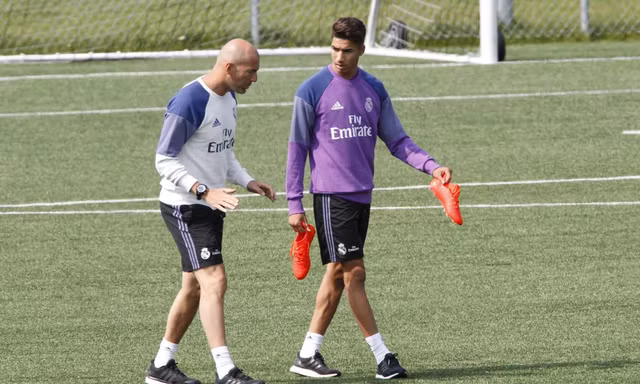 HLV Zidane cậy nhờ cầu thủ 18 tuổi - Achraf Hakimi.