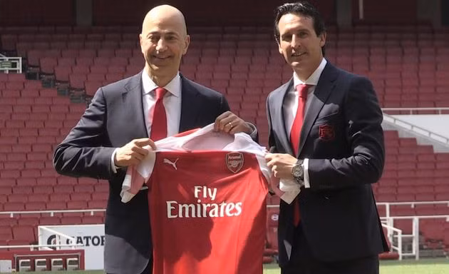 Ban lãnh đạo Arsenal quyết định đặt niềm tin vào Emery.