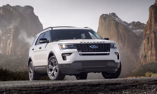 Mỹ điều tra hơn 1,8 triệu xe Ford Explorer