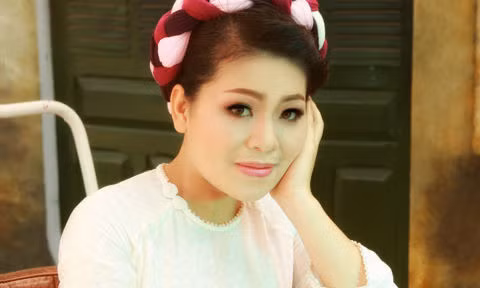 Ca sĩ Anh Thơ: 'Sống thời bình, có nhà, có xe cần phải báo đáp sự hy sinh'