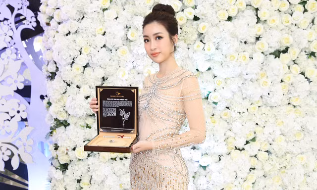 Hành trang đặc biệt của Hoa hậu Mỹ Linh khi đến với Miss World