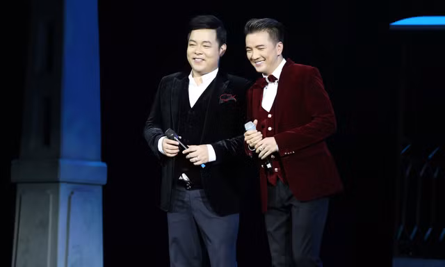 Mr. Đàm, Quang Lê gạt bỏ mọi hiềm khích bằng màn song ca ngọt ngào 