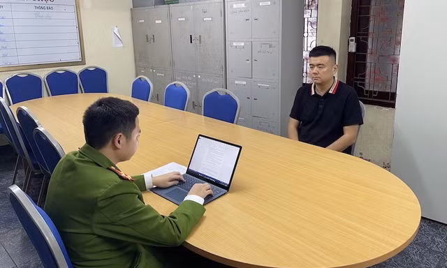 Bắt nam thanh niên Trung Quốc truy nã khi vượt biên sang Việt Nam