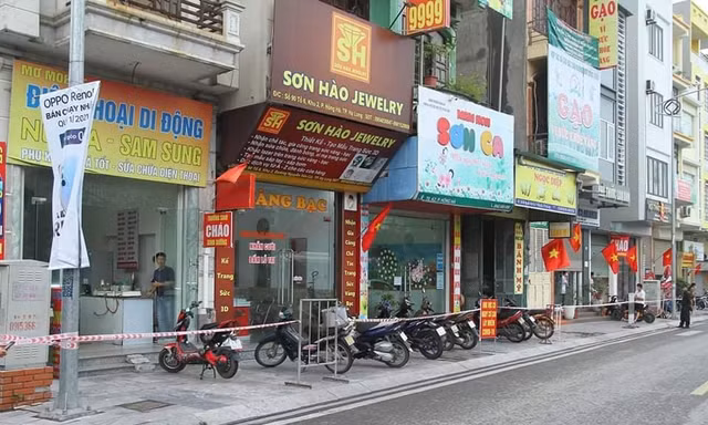 Quảng Ninh cách ly, phong tỏa một số khu vực liên quan 2 ca F1