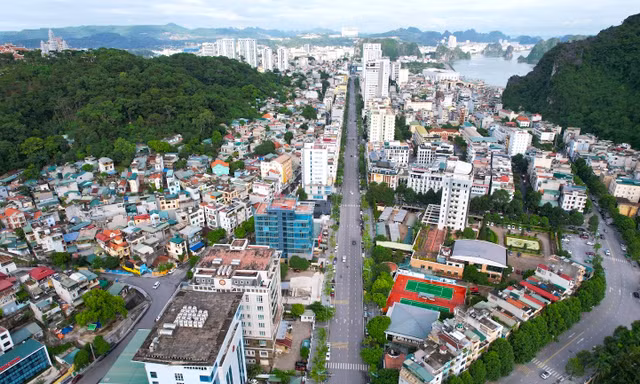 Quảng Ninh tìm cách giải ngân gần 10.000 tỷ đồng vốn đầu tư công