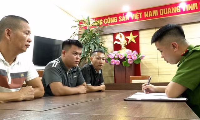 Thiếu tướng Đinh Văn Nơi yêu cầu xử lý vụ lái xe khách tố bị 'đối thủ' liên tục dọa nạt, hành hung