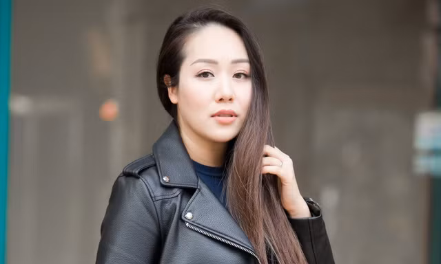 Ngô Phương Lan: 'Ông xã là người đầu tiên dạy tôi cách thay tã cho con'