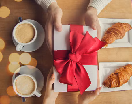 Dở khóc dở cười những câu chuyện về kiêng và 'yêu' quá đà trong ngày Tết