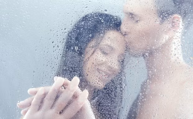 Bí quyết thực hành ‘yêu’khi con nhỏ, nhà chỉ có một phòng 