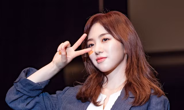 Chấn động K-biz: AOA phản ứng “mỉa mai” trước lời cáo buộc bắt nạt Kwon Mina suốt 10 năm