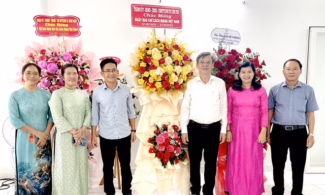 Chủ tịch UBND TP. Cần Thơ: Có những phản ánh của báo Tiền Phong được đưa vào chỉ đạo của Thành phố