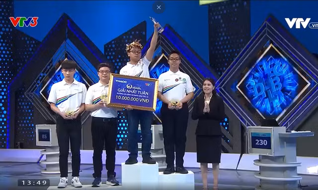 Đường Lên Đỉnh Olympia: Nam sinh Thừa Thiên Huế chiến thắng sau màn rượt đuổi tỉ số