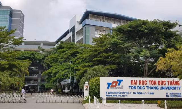 Nghi ngờ gian lận khi thi online, giảng viên đề nghị sinh viên nhận điểm 0 hoặc thi lại