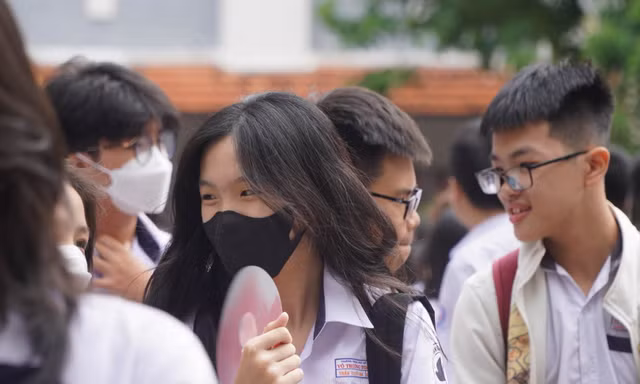 TP.HCM công bố điểm chuẩn vào lớp 10 chuyên và tích hợp năm học 2023 - 2024