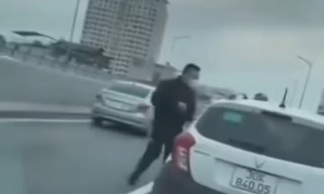 Vụ chặn ô tô, đánh người trên Vành đai 2: Hành vi có tính chất côn đồ, coi thường pháp luật