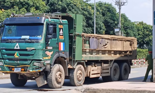 Vụ tai nạn liên hoàn 4 mẹ con tử vong ở Hà Nội: Tài xế xe 'hổ vồ' dương tính ma túy