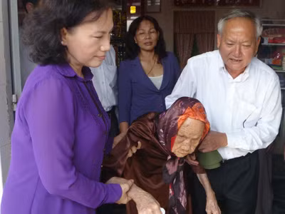 Có những thân nhân liệt sỹ không thể chờ lâu hơn nữa