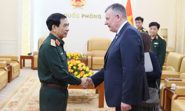Bộ Quốc phòng sẵn sàng tiếp nhận quân nhân Ba Lan sang Việt Nam học tập