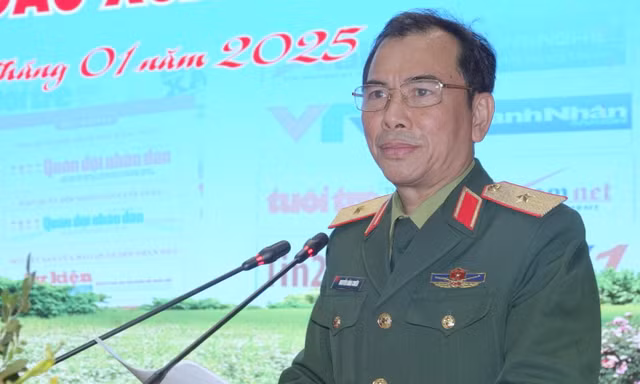 Đề xuất tổ chức biên chế cơ quan hậu cần - kỹ thuật cấp chiến lược
