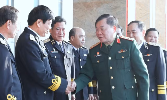 Hải quân dẫn đầu khối thi đua số 3 Bộ Quốc phòng