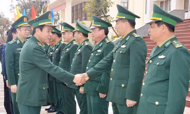 Thiếu tướng Lê Đức Thái tới làm việc với Bộ Chỉ huy Bộ đội Biên phòng tỉnh Gia Lai, chiều 18/1