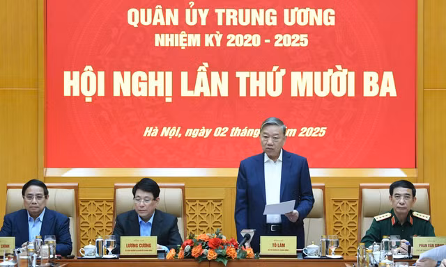 Tổng Bí thư chủ trì Hội nghị cho ý kiến vào Đề án về tổ chức quân sự địa phương