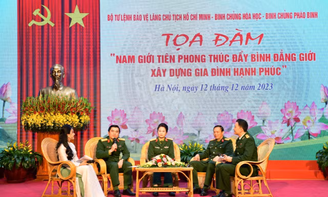 Nam giới tiên phong thúc đẩy bình đẳng giới