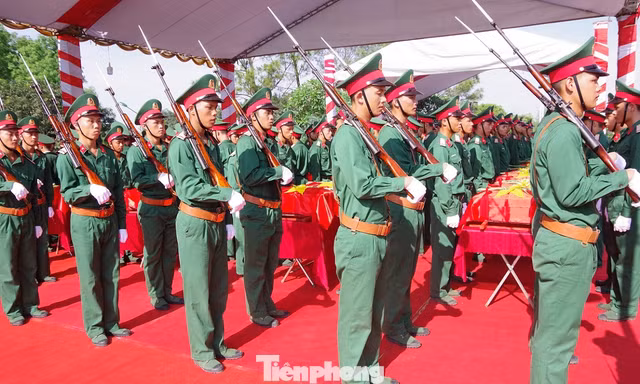 Lễ truy điệu và an táng hài cốt Liệt sĩ mùa khô 2018-2019 tại Nghĩa trang Liệt sĩ huyện Nghi Lộc