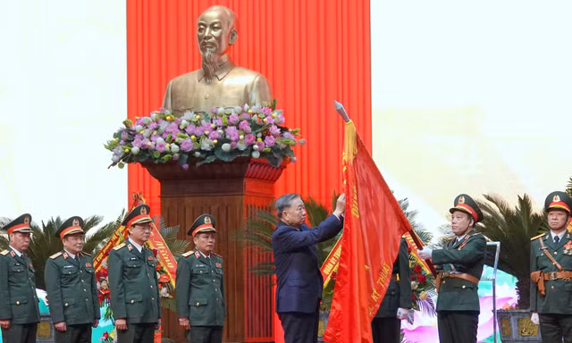 Tổng Bí thư, Chủ tịch nước Tô Lâm trao Huân chương Hồ Chí Minh tặng Tổng cục Kỹ thuật
