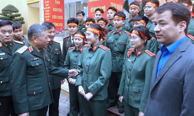 Tổng cục Chính trị phát động nghĩa cử đẹp trong tuổi trẻ toàn quân 