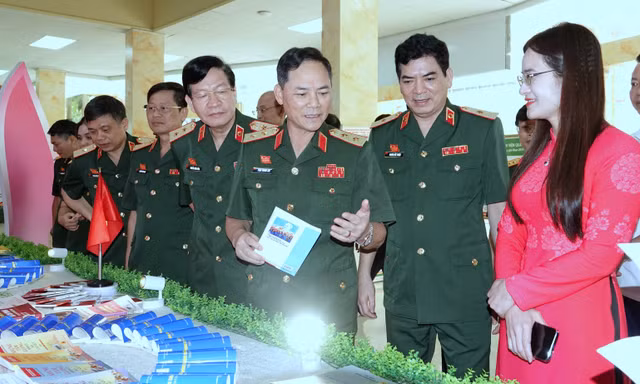 Học viện Quân y biểu thị quyết tâm trước Quân uỷ Trung ương và Bộ Quốc phòng 