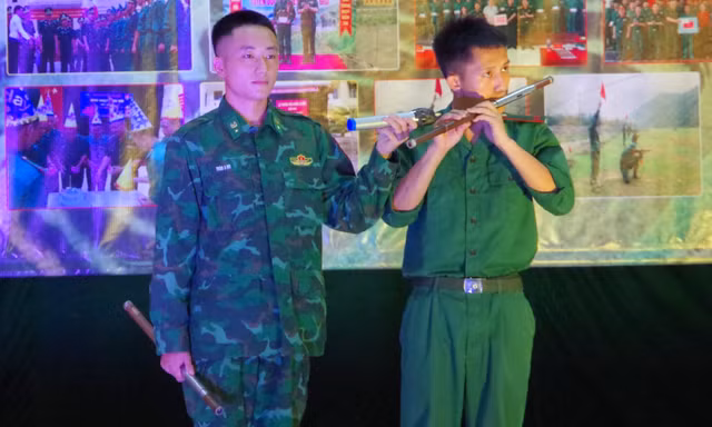 Binh nhì Biên phòng thi ‘Hát mãi khúc quân hành’