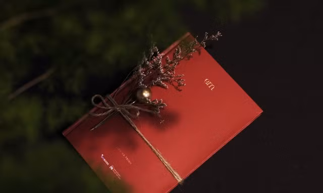 “EM” - Đơn thuốc trị liệu cảm xúc dành cho các cô gái từ “bác sĩ” Liêu Hà Trinh 