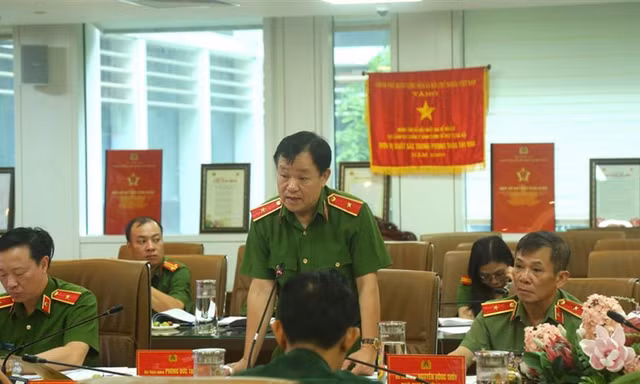 1 năm thu hồi được 21.799 khẩu súng 