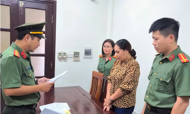 Bắt đối tượng lừa hàng chục người đi xuất khẩu lao động