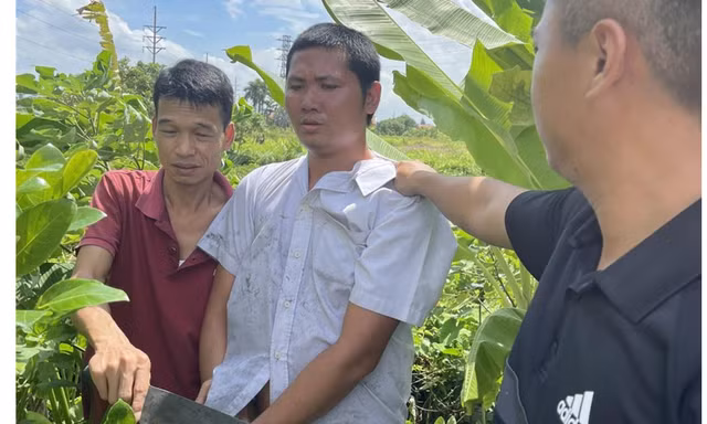 Vờ đi nhờ, rồi dùng dao kề cổ nữ nạn nhân cướp xe máy