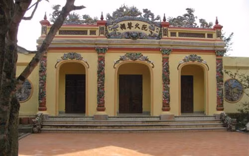 Bí ẩn người nhập vai vua Quang Trung sang gặp Càn Long