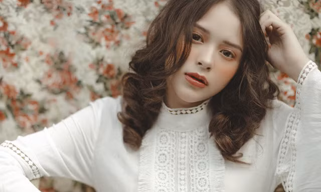 Lời trần tình của hot girl Đà Lạt luôn bị nghi 'can thiệp dao kéo'