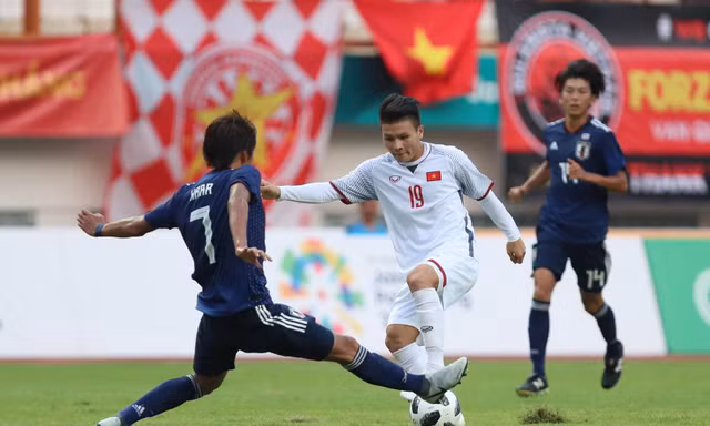 8 cầu thủ ấn tượng của Việt Nam ở vòng bảng