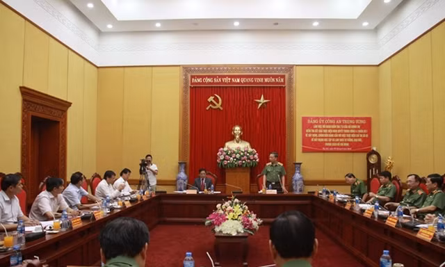 Bộ Chính trị kiểm tra Đảng ủy Công an Trung ương