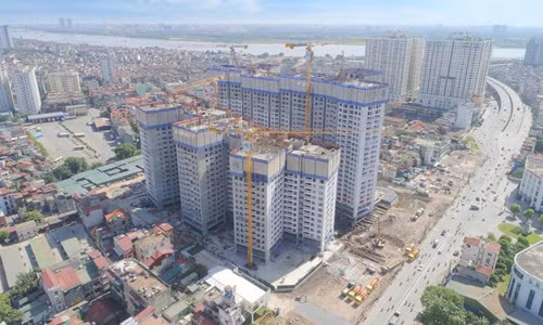 Imperia Sky Garden đã chính thức cất nóc tòa đầu tiên 