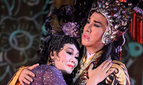 NSƯT Ngọc Huyền chia sẻ về thời hát 'Lan và Điệp' mua được nhà 