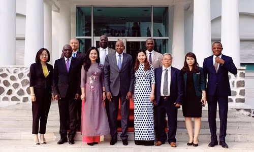 Đoàn công tác Tập đoàn T&T Group tiếp kiến Thủ tướng Chính phủ Bờ Biển Ngà