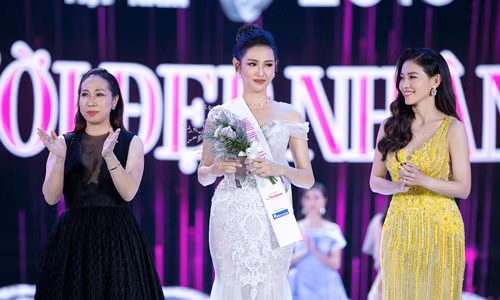 Nguyễn Thúc Thùy Tiên đoạt giải Người Đẹp Nhân ái HHVN 2018