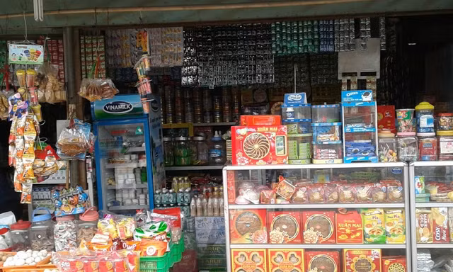 Các thức uống có nguồn gốc tự nhiên có thể dễ dàng mua tại các cửa hàng, đại lý.